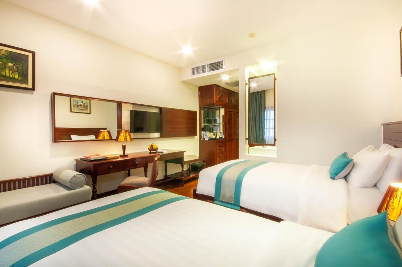 Lotus Blanc Hotel Siem Reap Exterior photo