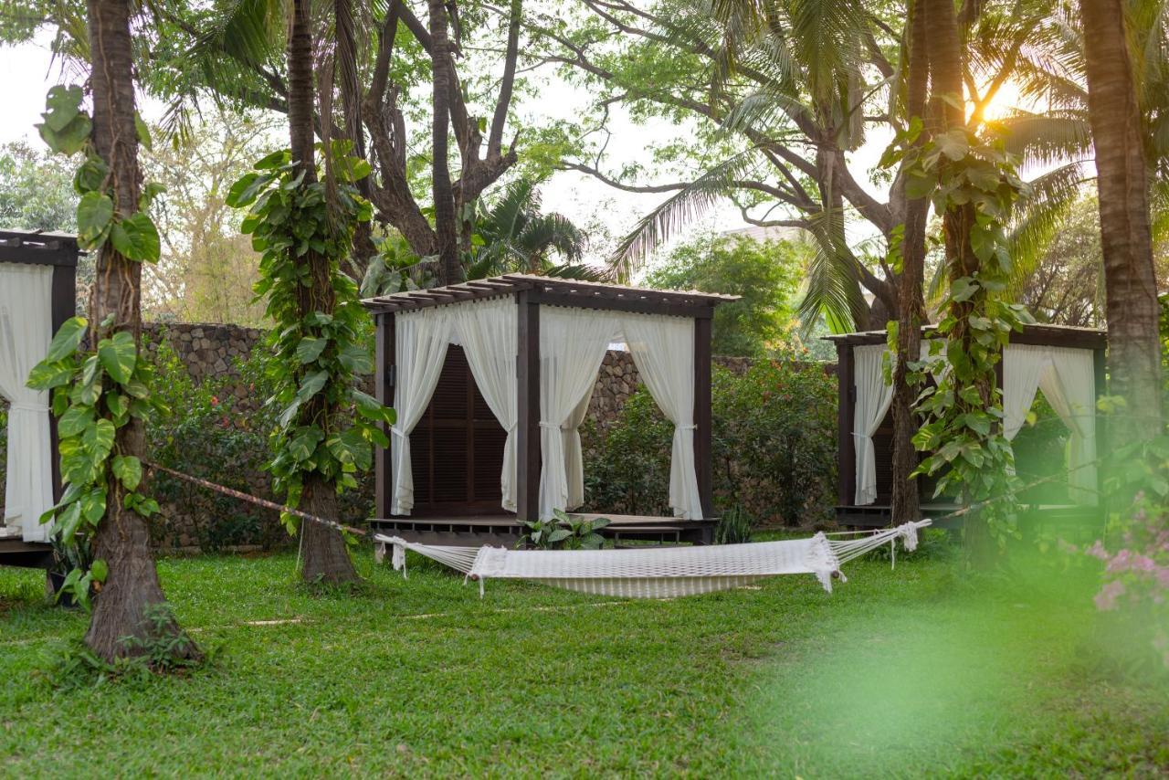 Lotus Blanc Hotel Siem Reap Exterior photo