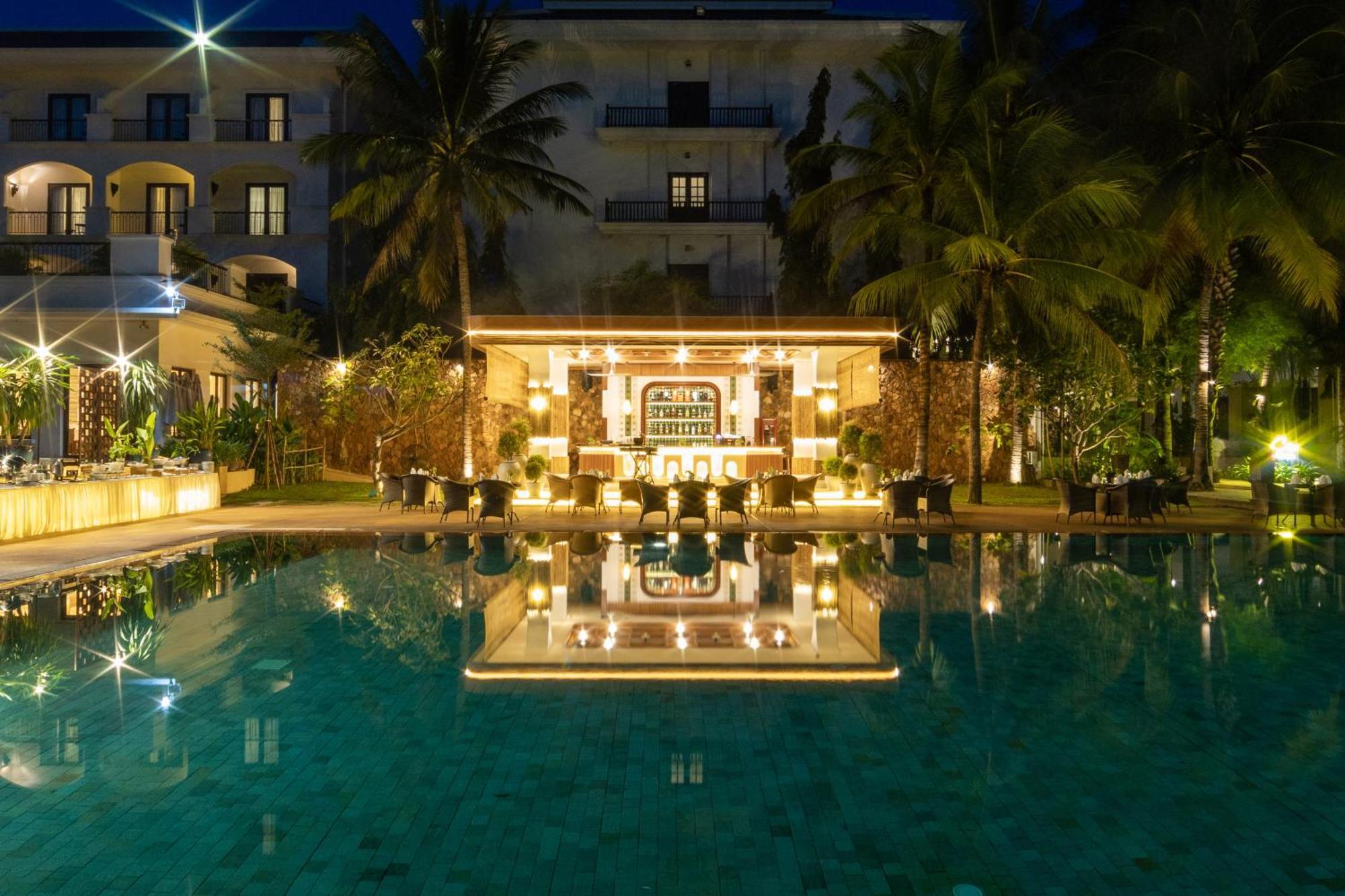 Lotus Blanc Hotel Siem Reap Exterior photo