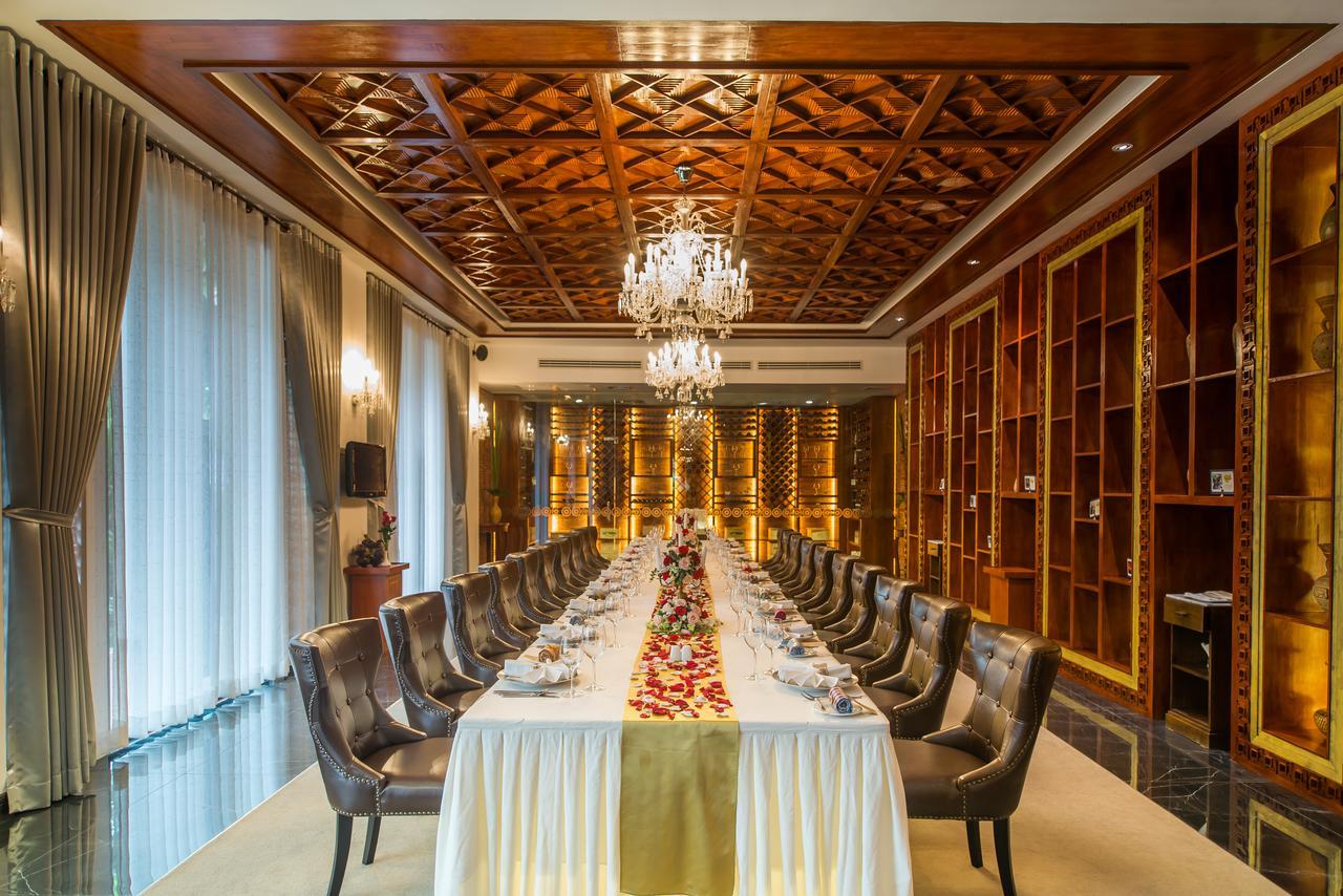 Lotus Blanc Hotel Siem Reap Exterior photo